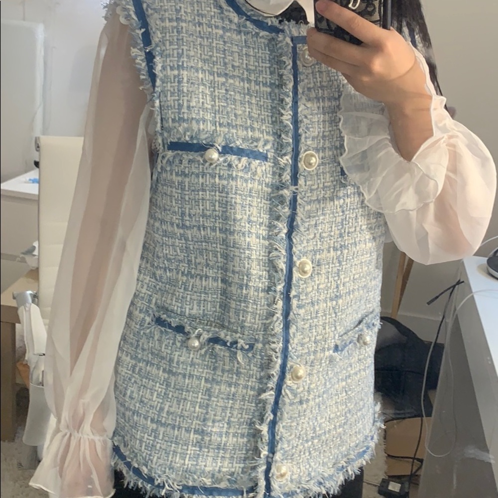 no brand sleeveless sweater
